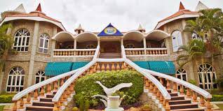 Celebrity Resort for Rent at Shamirpet